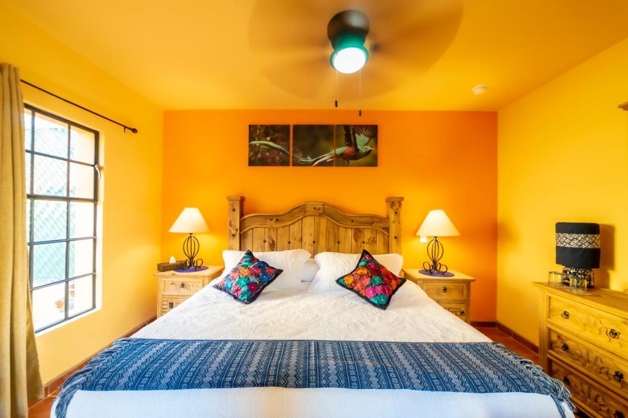 La Casona Chapala Hotell Exteriör bild